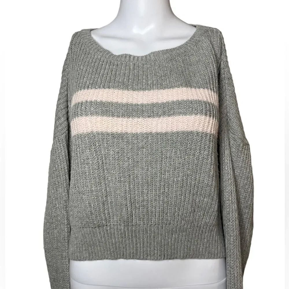 Subdued Boho Knit Crew Neck Sweater Grey and Pink Size Small